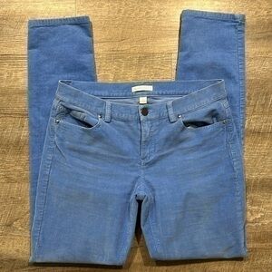 New York and Company blew straight leg corduroy pants size 6